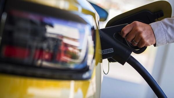 Mexico makes lots of electric cars, but only a few drive them